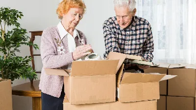 Downsizing Comfortably: Tips for Seniors Considering a Smaller Home Downsizing Comfortably: Tips for Seniors Considering a Smaller Home